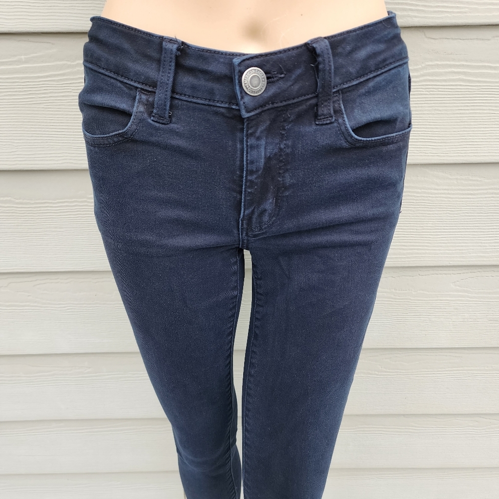 AMERICAN EAGLE | Black Ne(x)t Level Stretch Jeggings - Picture 3 of 10